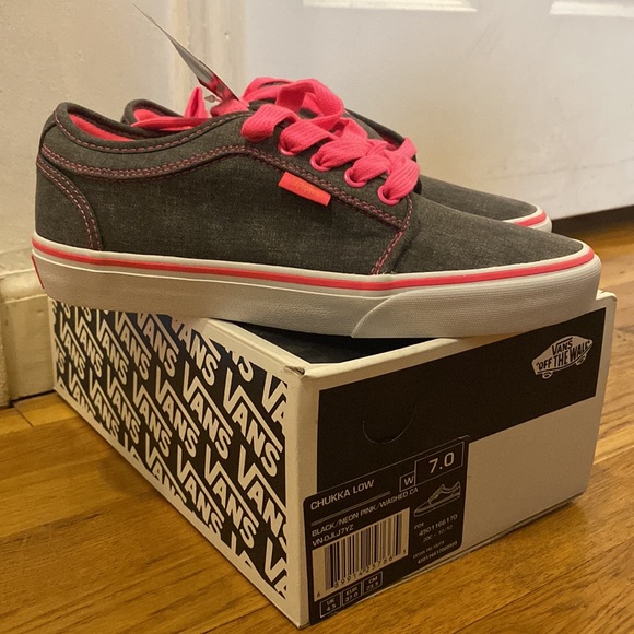 Vans • Chukka Low Skater Sneakers - Picture 3 of 9